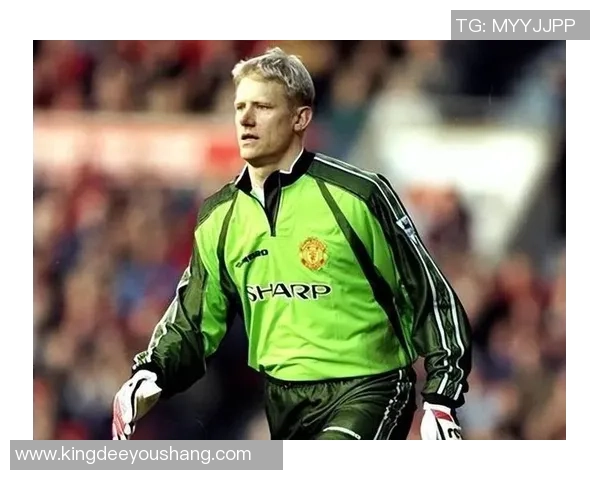 全球足球历史百大球星排名前十揭晓 他们的巅峰成就与传奇瞬间 全球足球历史百大球星排名前十揭晓 他们的巅峰成就与传奇瞬间