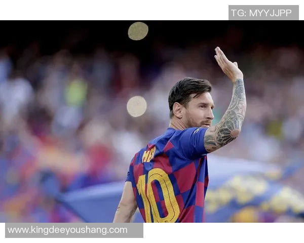 足球历史巨星排名及其地位解析：从贝利到梅西的时代更替与传奇塑造